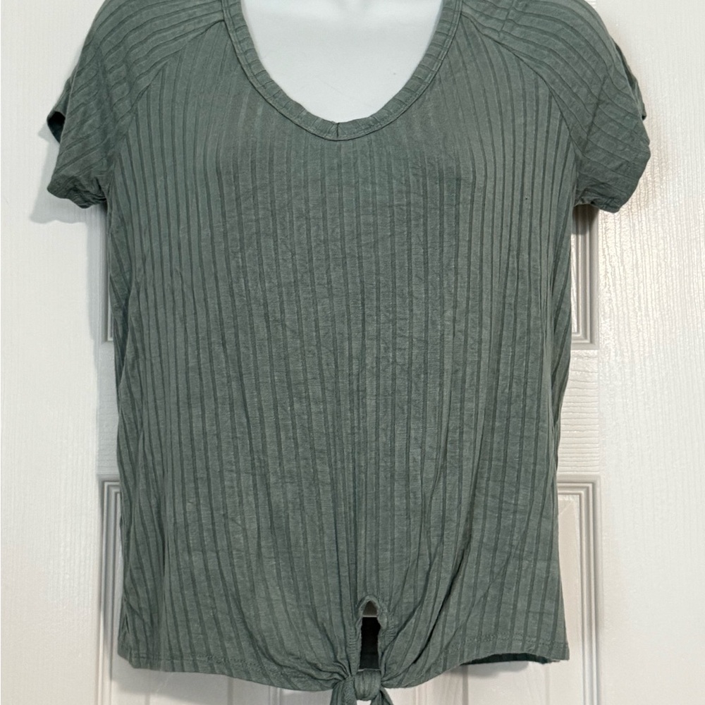 Pink Rose Women’s Blouse Size Medium